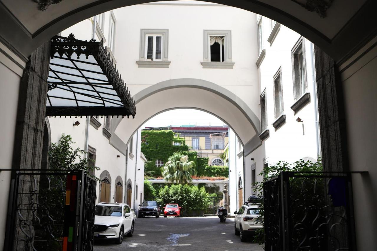 Palazzo Firrao Apartments By Wonderful Italy Napoli Exterior foto