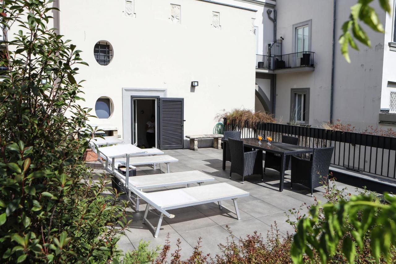 Palazzo Firrao Apartments By Wonderful Italy Napoli Exterior foto