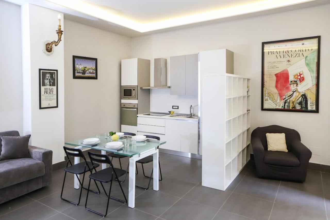 Palazzo Firrao Apartments By Wonderful Italy Napoli Exterior foto